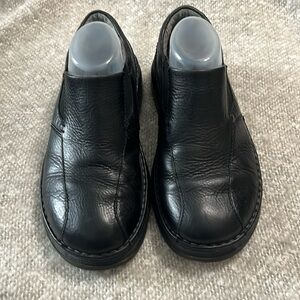 Dr Martens Tevin Black Leather Slip On Shoes Rubber‎ Sole Size 8